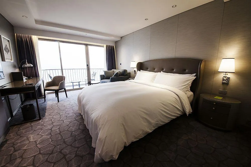 Paradise Hotel Busan