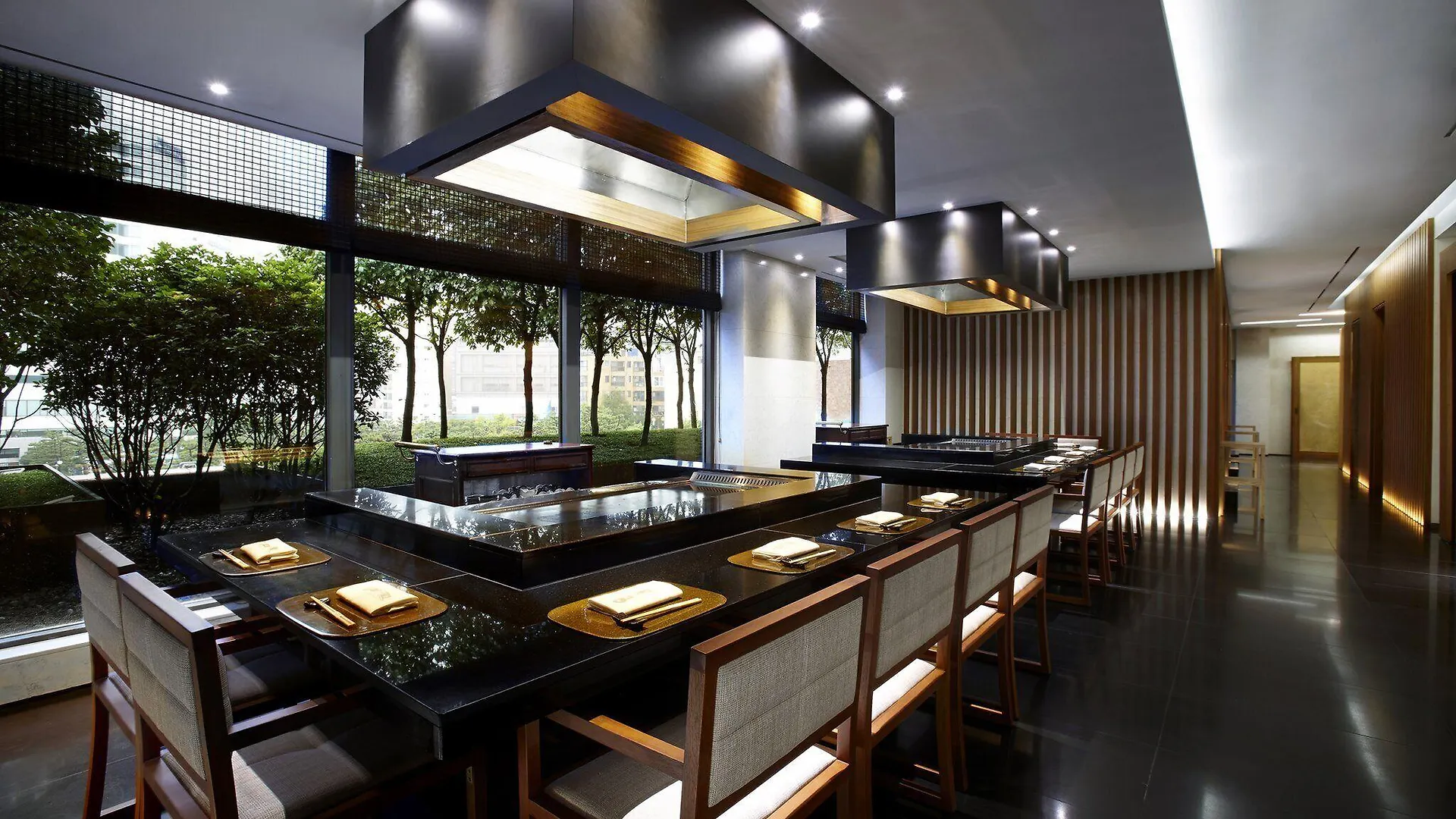 Paradise Hotel Busan