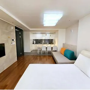 Ciel De Apartment