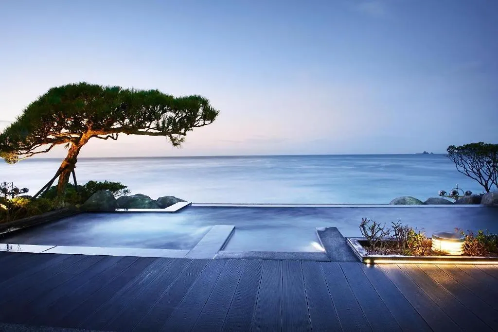 Paradise Hotel Busan 5*,  South Korea