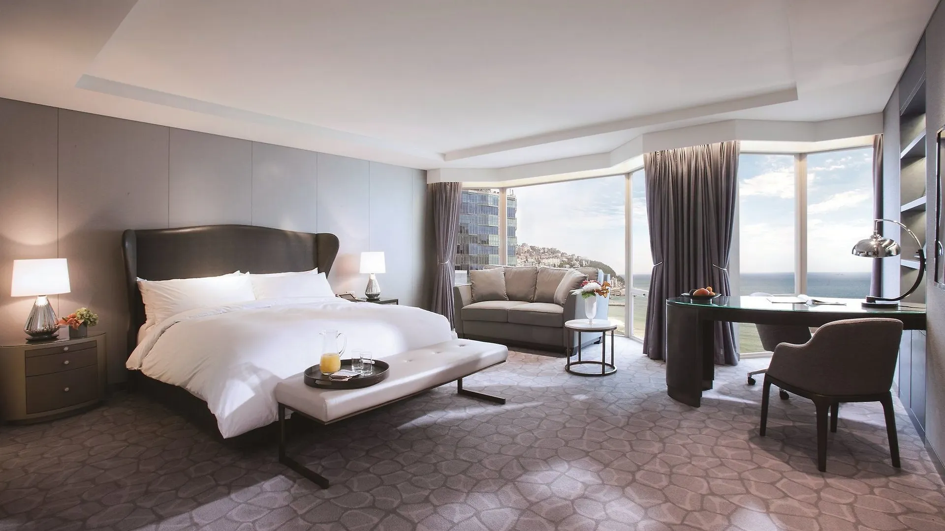 Paradise Hotel Busan