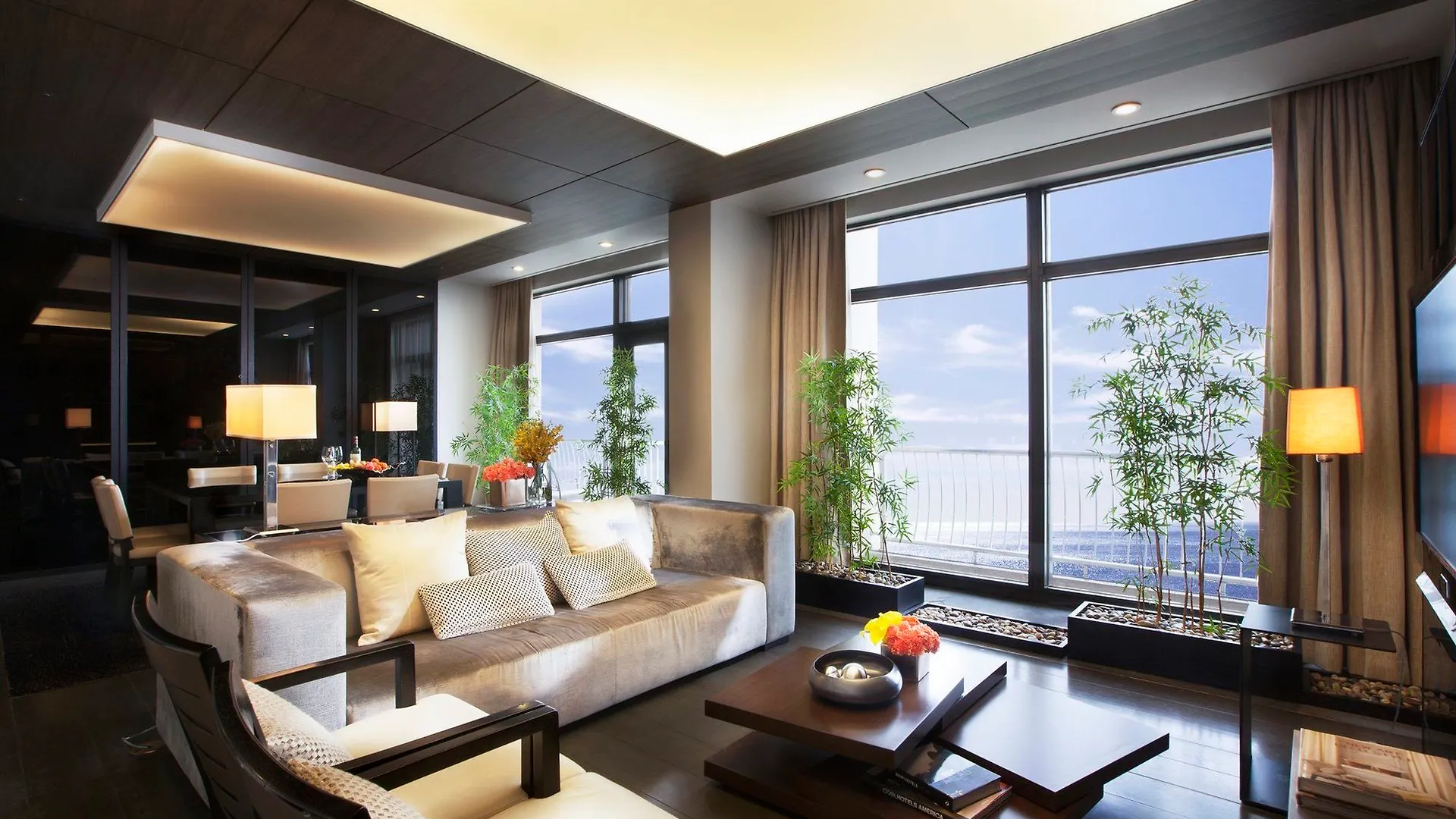 Paradise Hotel Busan