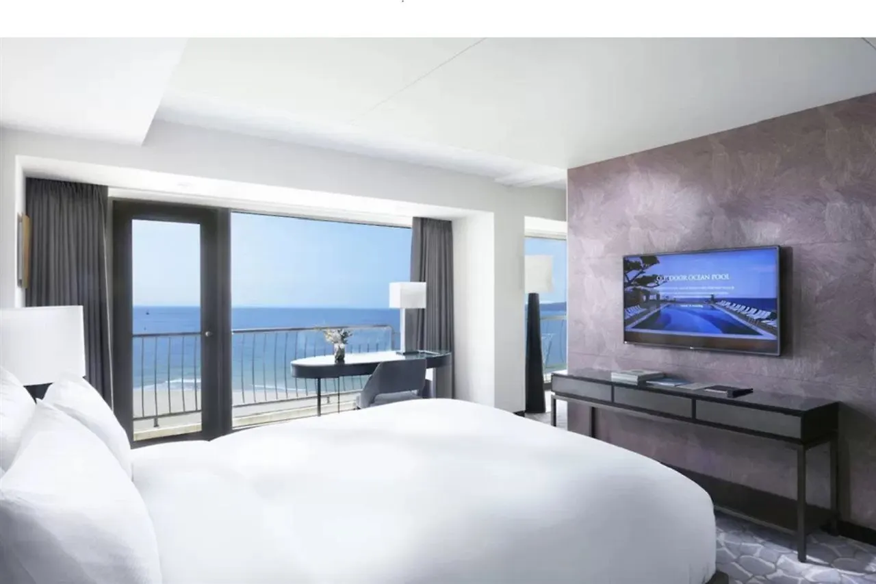 Paradise Hotel Busan
